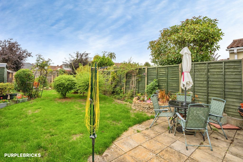 Property photo 2 of 22