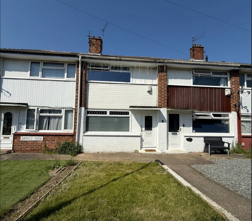 Property photo 1 of 11