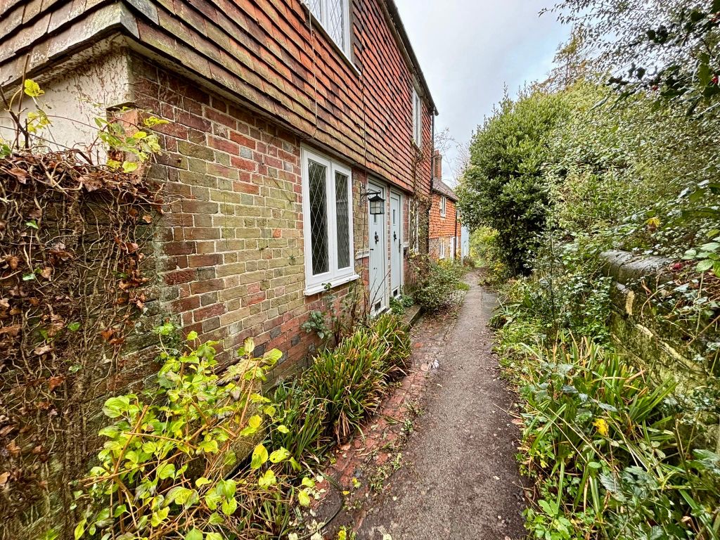 Property photo 1 of 5