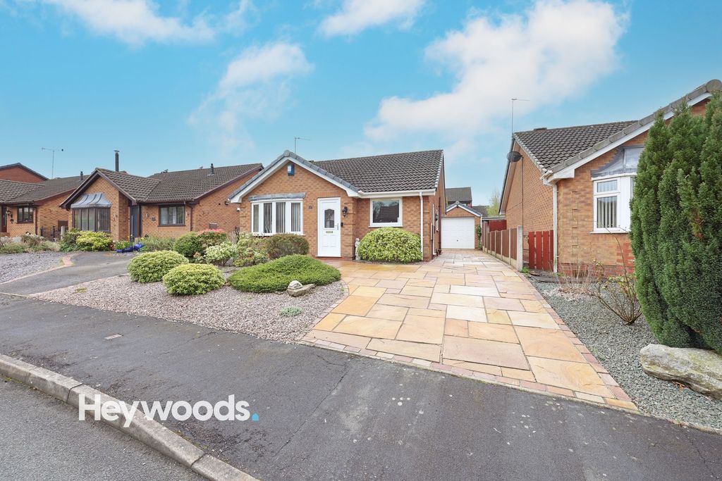 Property photo 1 of 27