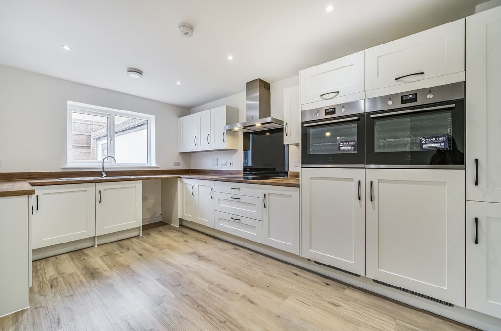 Property photo 1 of 22 1347137-13-68Dfdd...