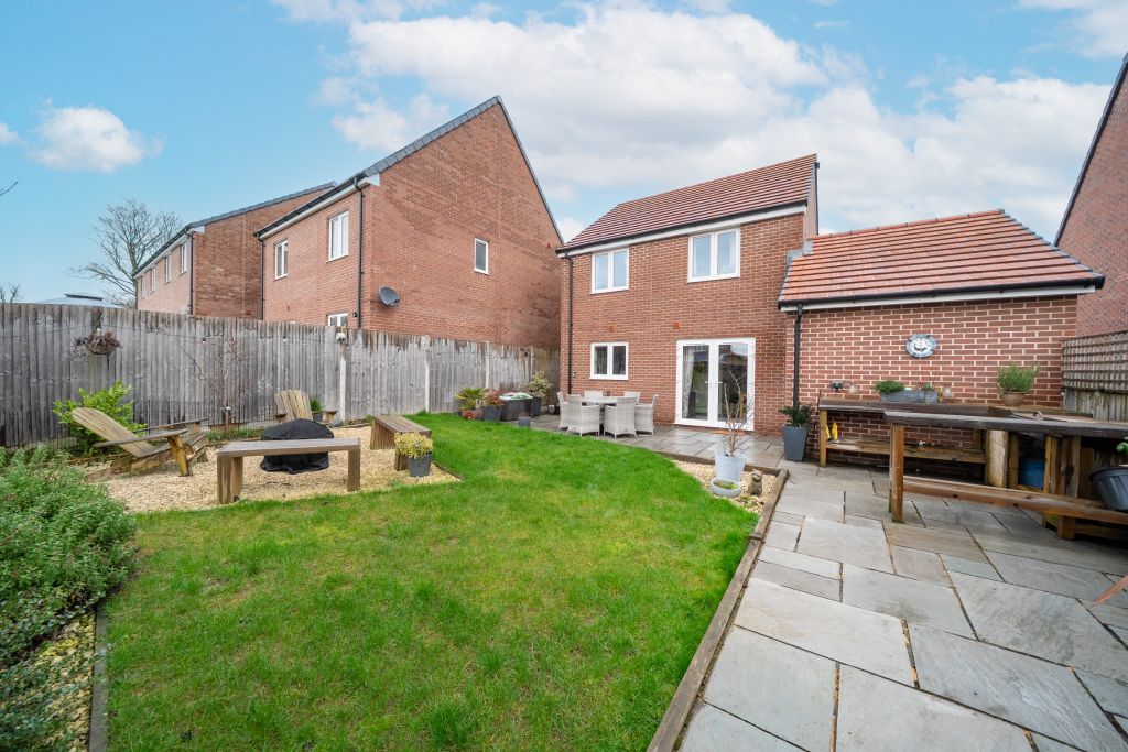 Property photo 2 of 22