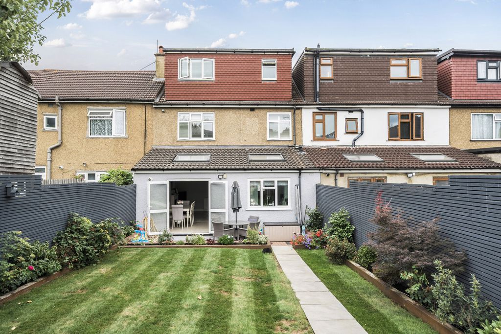 Property photo 3 of 20 1326723-2-68A3093...