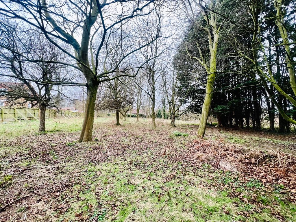 Property photo 3 of 3 Picture No. 03