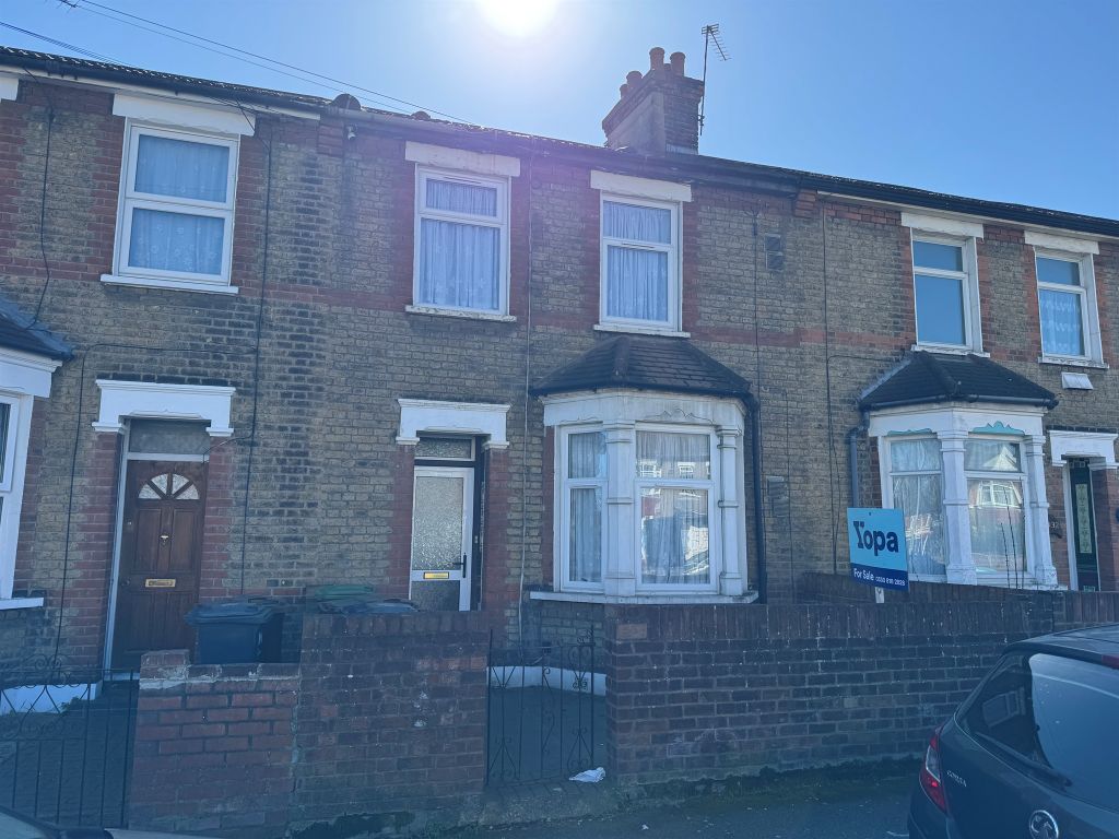 Property photo 1 of 2