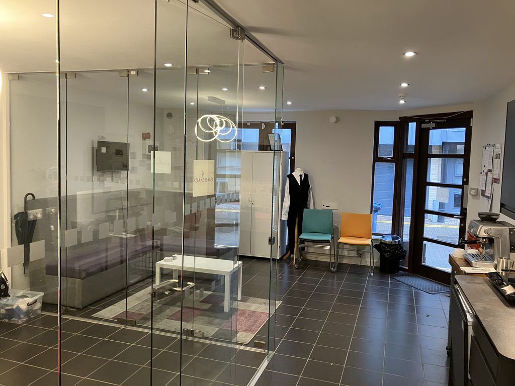 Property photo 3 of 5