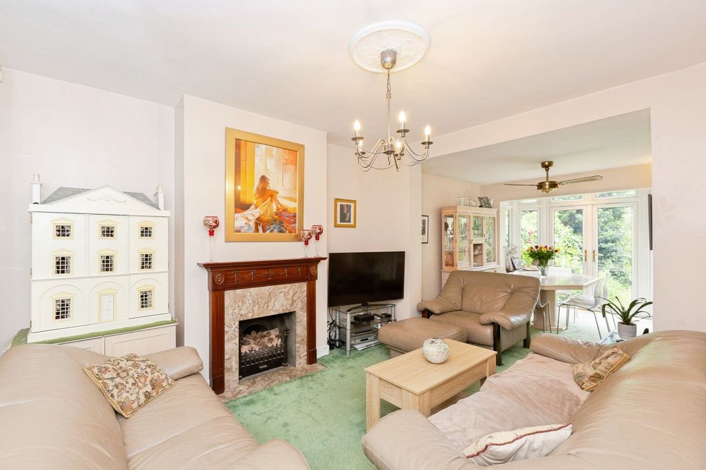 Property photo 2 of 33 Pbox-Img.Jpg