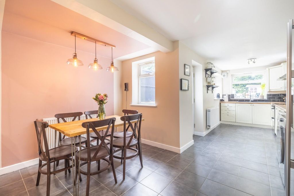 Property photo 3 of 29 3