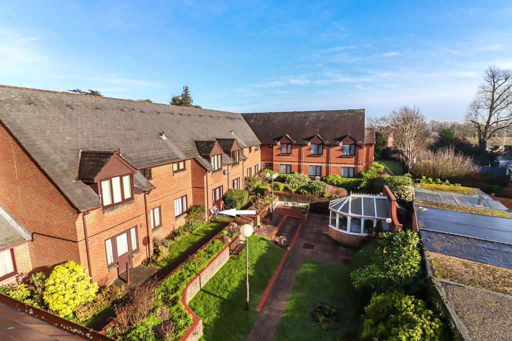 Property photo 1 of 17