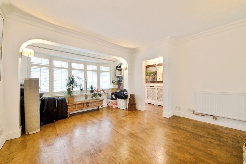 Property photo 3 of 16 Pbox-Img.Jpg