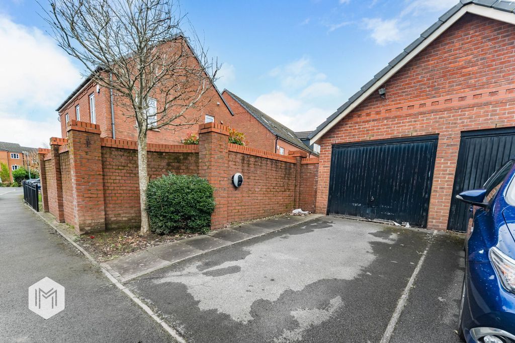 Property photo 3 of 24 Picture No. 11