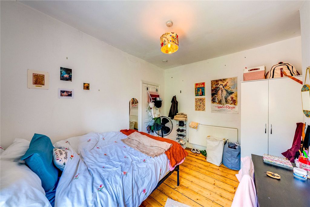 Property photo 3 of 16 Picture No. 22