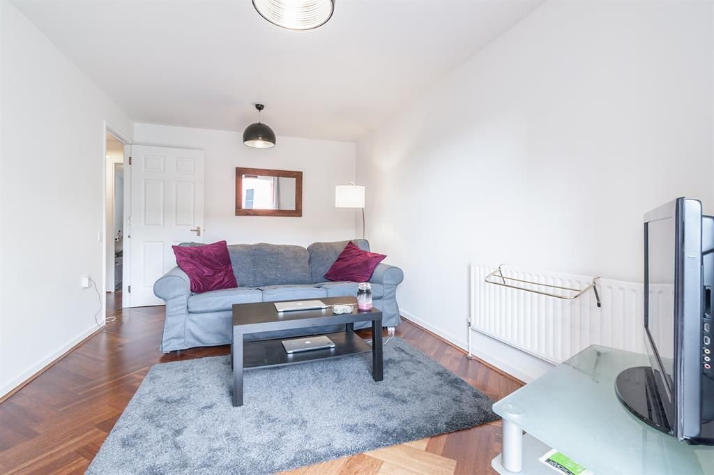 Property photo 3 of 11