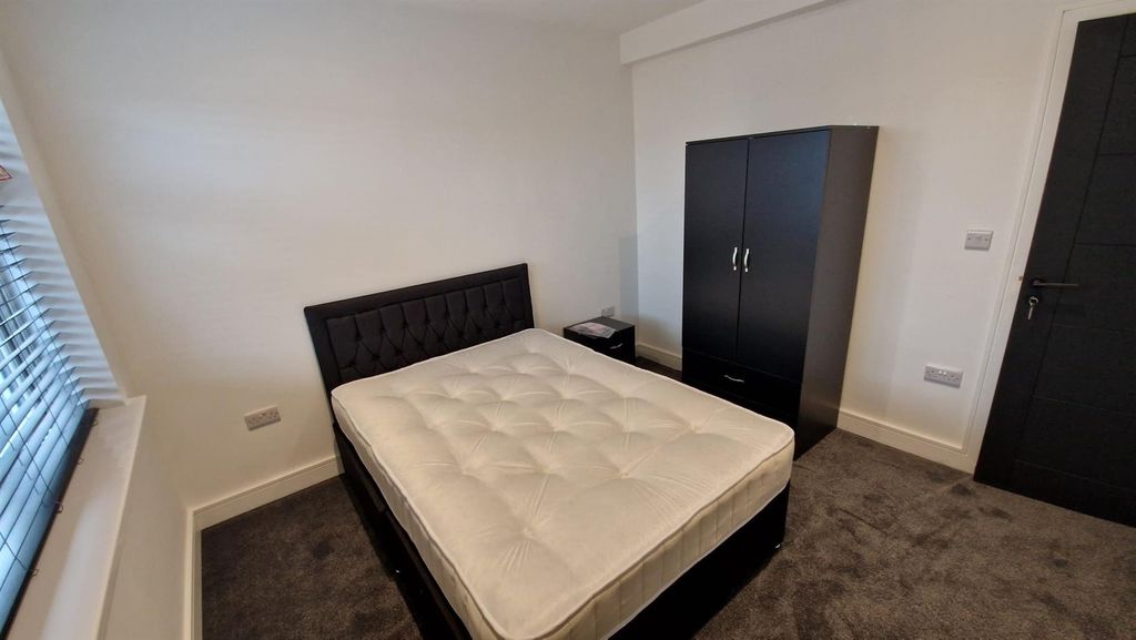 Property photo 2 of 7 #1.Jpg