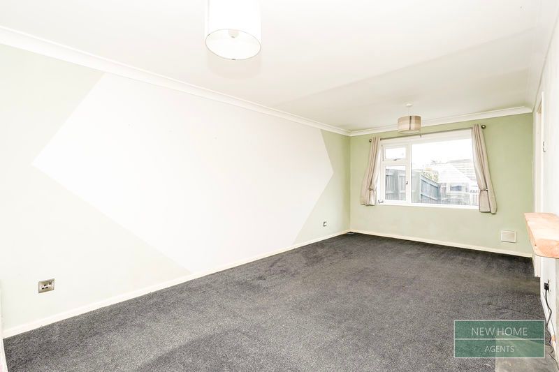 Property photo 2 of 17 Photo 12