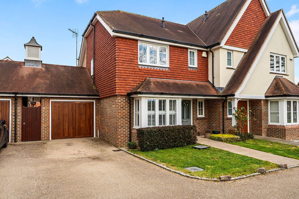 Property photo 1 of 23