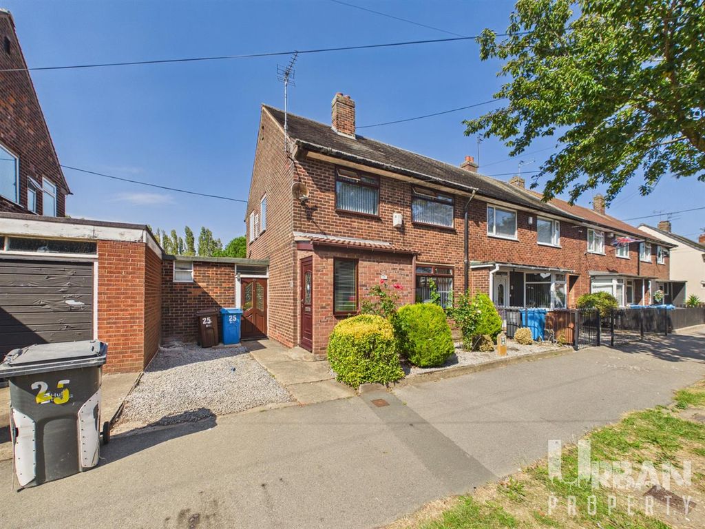 Property photo 1 of 11 Cam03038G0-Pr0267-Still014.Jpg