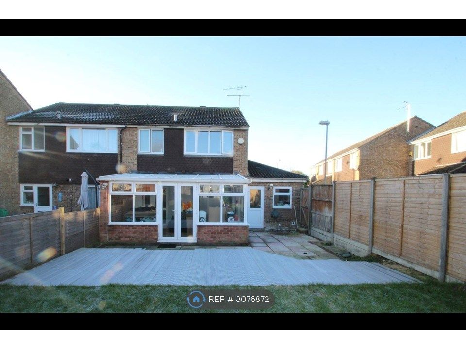 Property photo 2 of 20