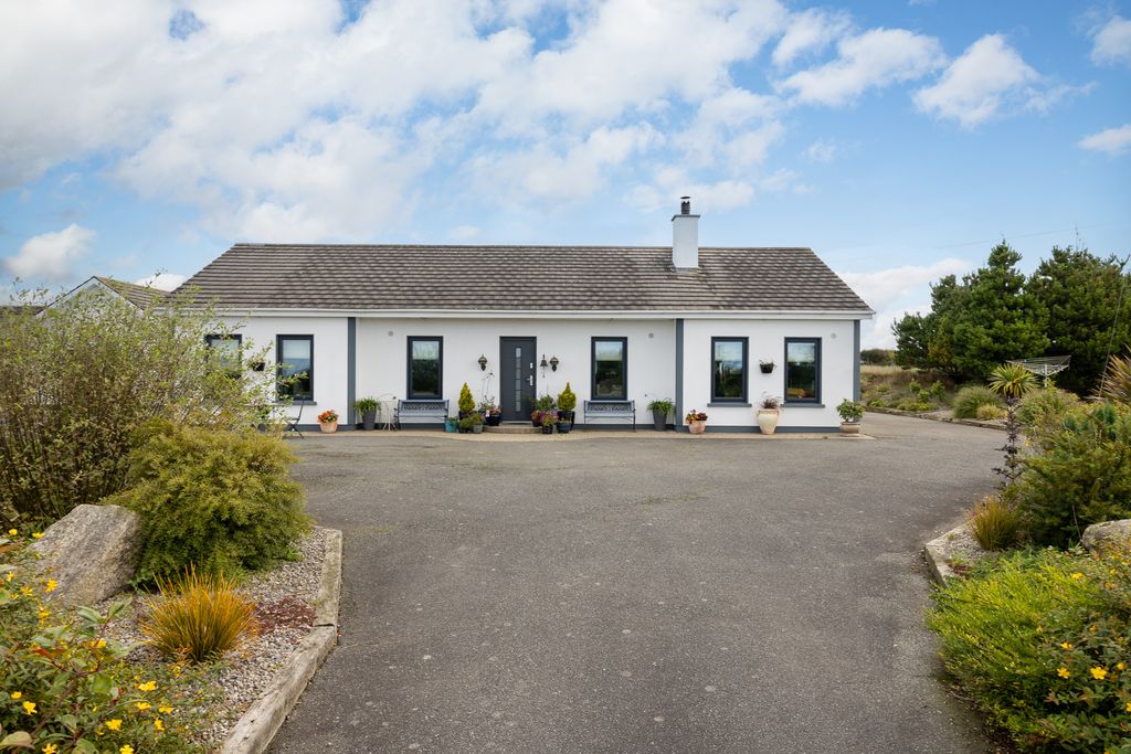 Property photo 1 of 34