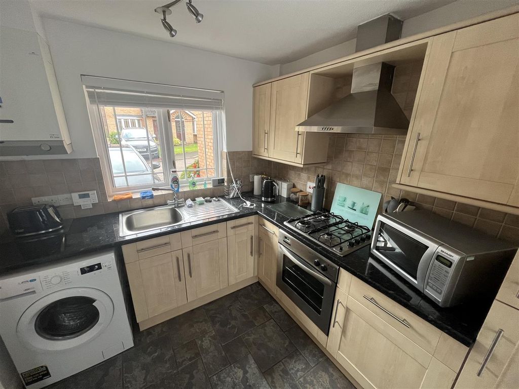 Property photo 2 of 6