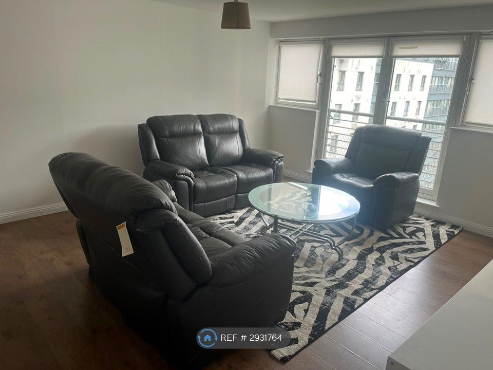 Property photo 2 of 11