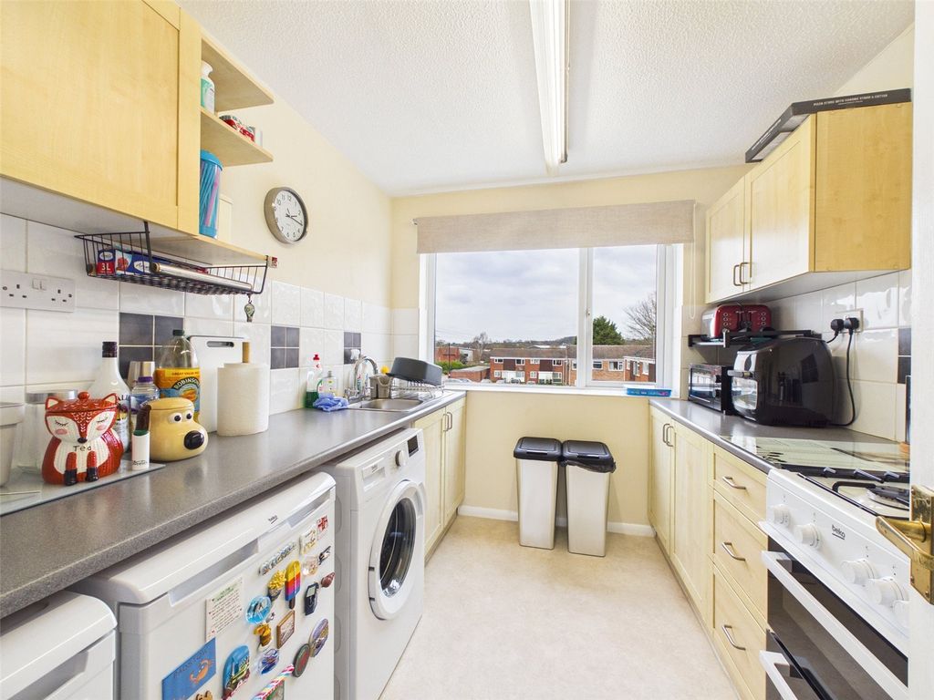 Property photo 3 of 8 Picture No. 06