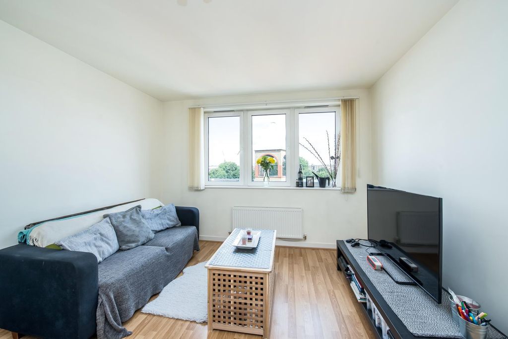 Property photo 3 of 7 Kinetica Apartments
