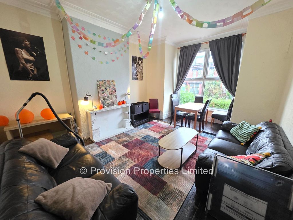 Property photo 1 of 11 Photo