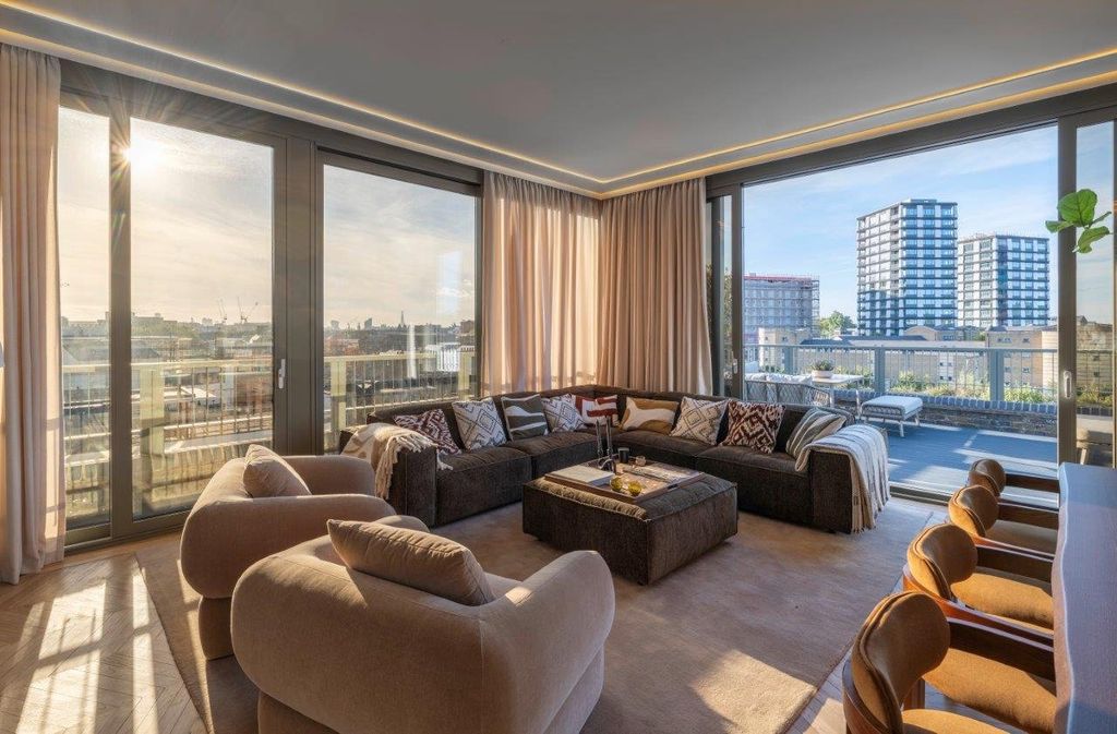 Property photo 3 of 12 Picture No. 05