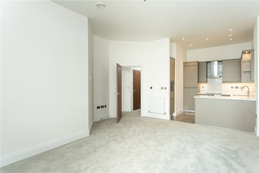 Property photo 2 of 6 Picture No. 01