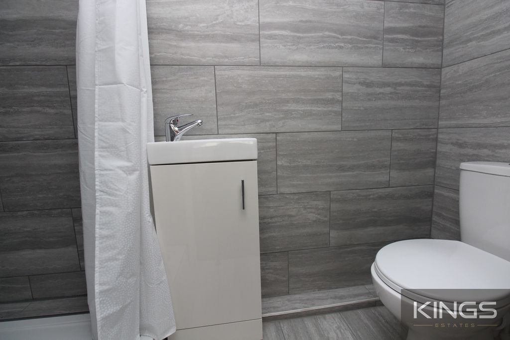 Property photo 3 of 3