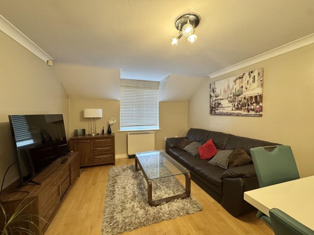 Property photo 2 of 10 3.Jpg