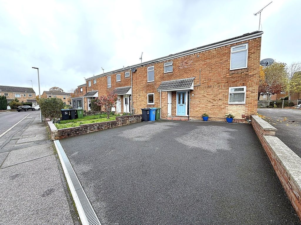 Property photo 1 of 30