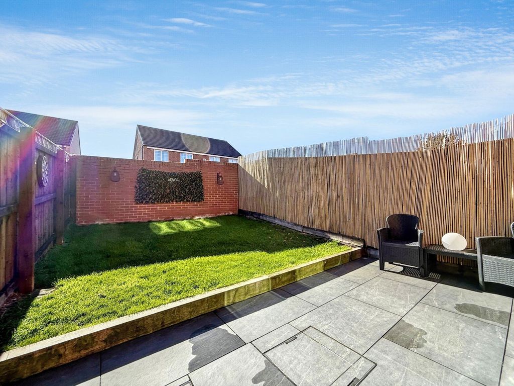 Property photo 3 of 23