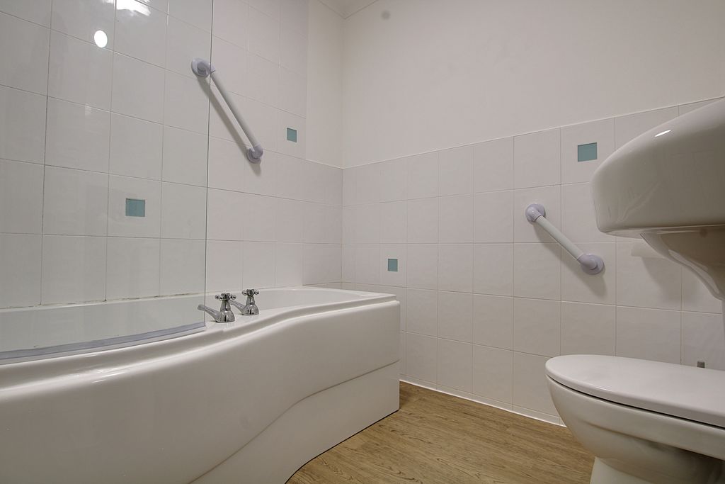 Property photo 3 of 7