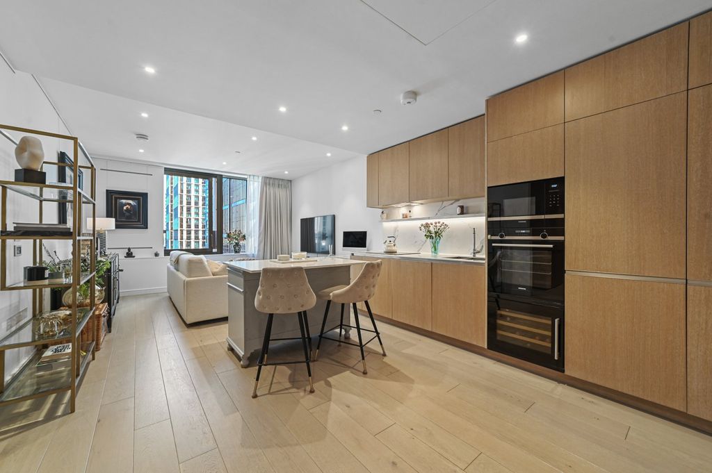 Property photo 1 of 14 Reception Room