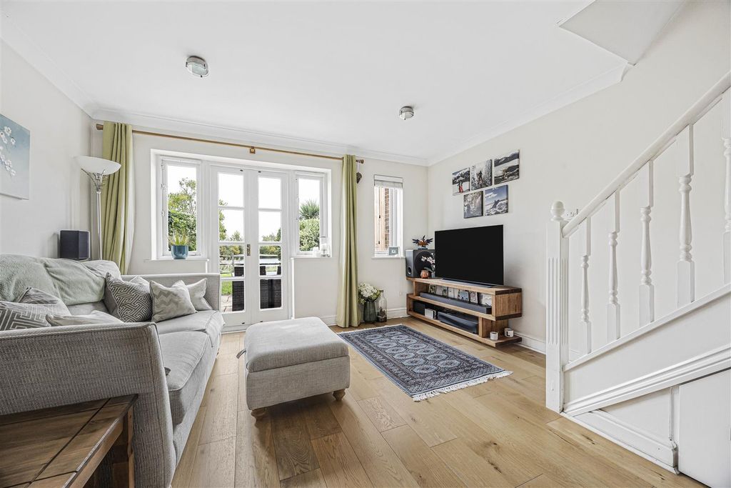 Property photo 2 of 30 5_64978.Jpg