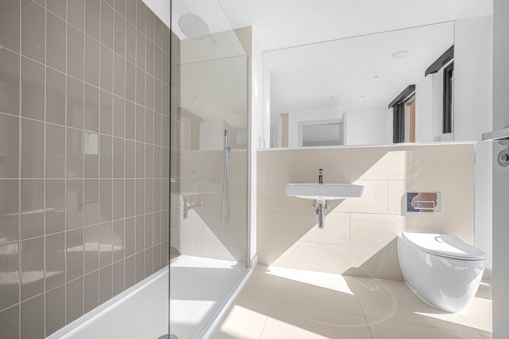 Additional image 34 of 3 bed penthouse for saleRest Bay, Porthcawl CF36