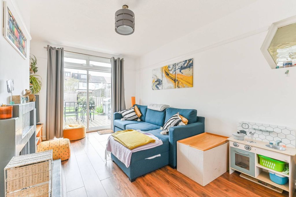 Property photo 1 of 10