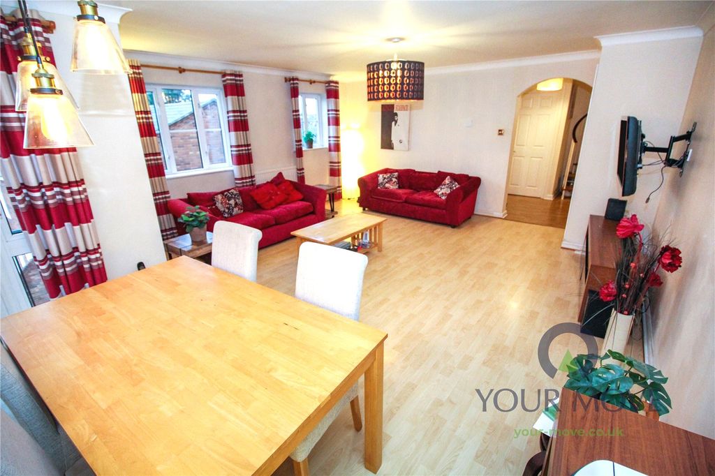 Property photo 3 of 26 Living/Dining Room