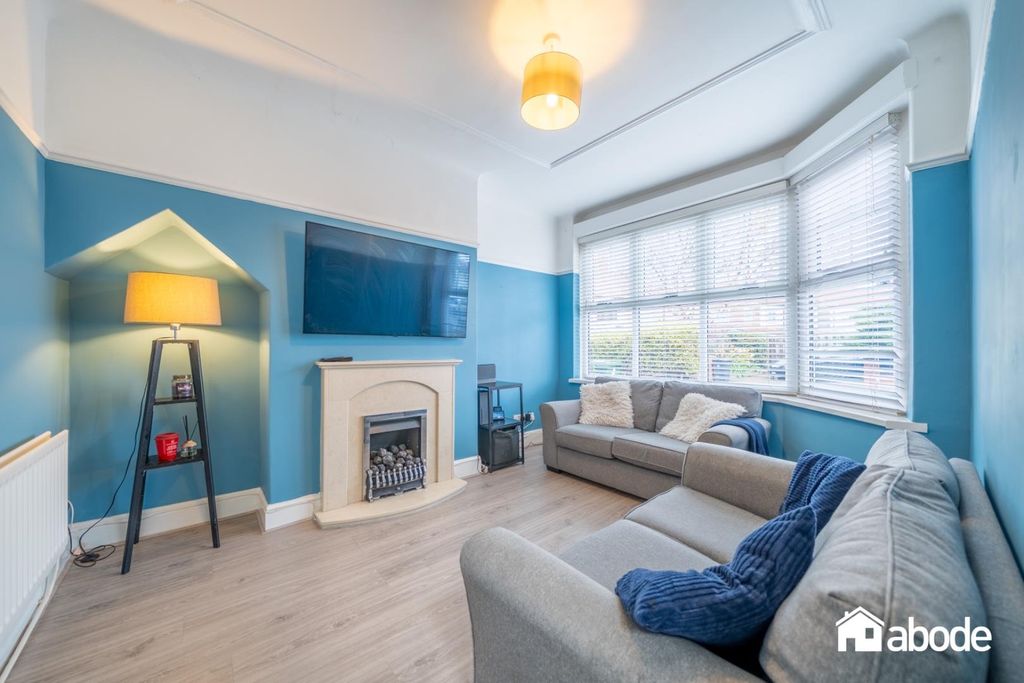 Property photo 3 of 20 Dsc00580-Hdr.Jpg