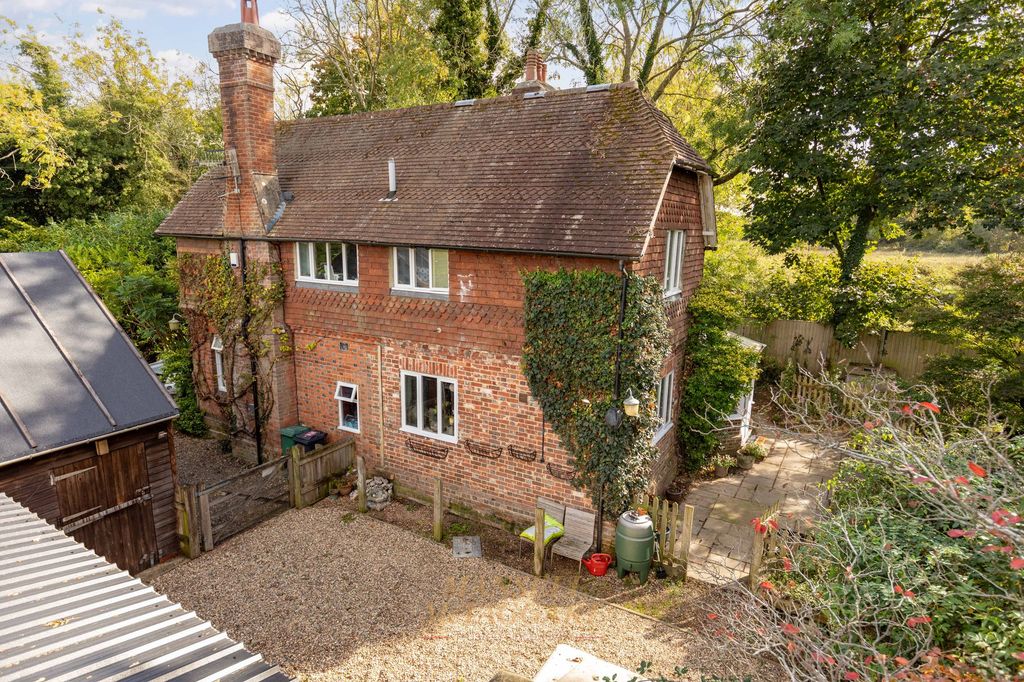 Property photo 3 of 30