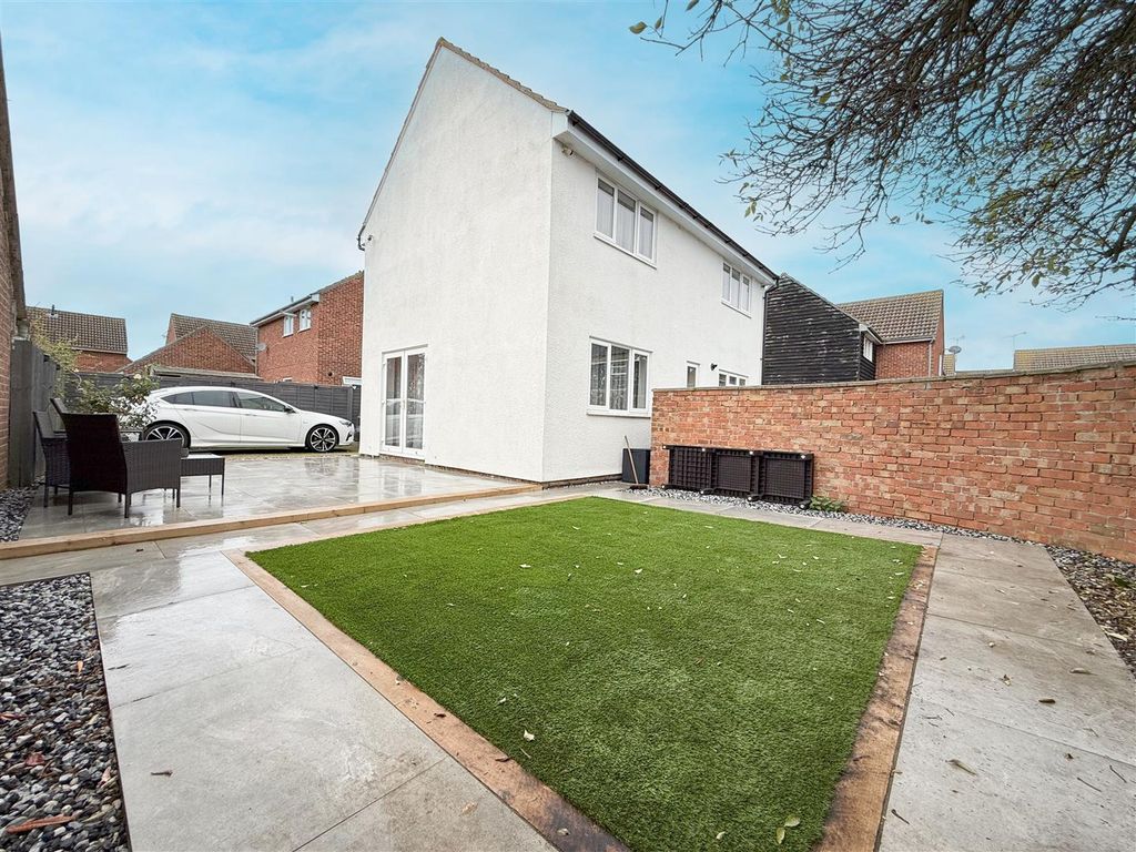 Property photo 1 of 19 Outside _ Rear