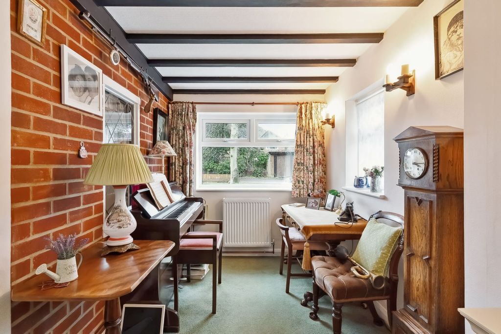 Property photo 3 of 14