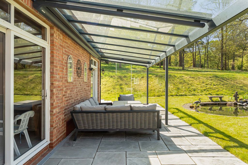 Additional image 21 of 5 bed detached house for saleSt Patricks Lane, Liss, Hampshire GU33