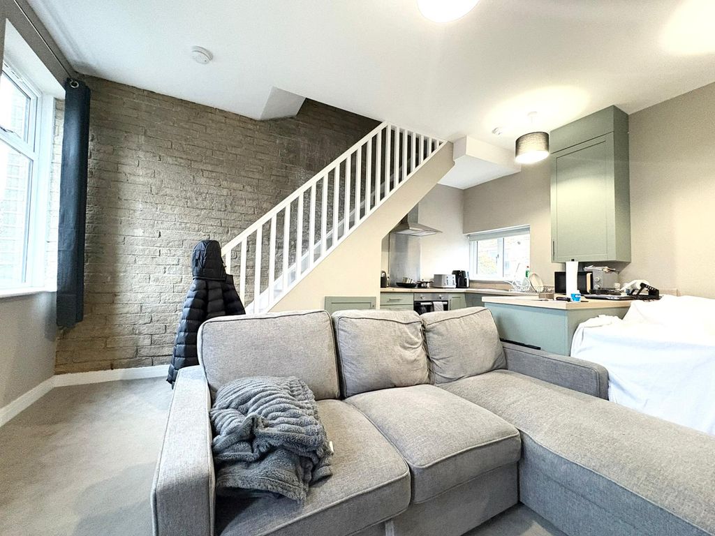 Property photo 2 of 6 Living Room