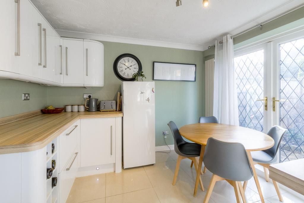 Property photo 3 of 13 Kitchen/Dining Area