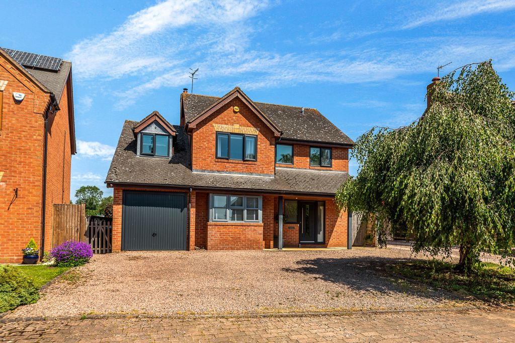 Property photo 1 of 26