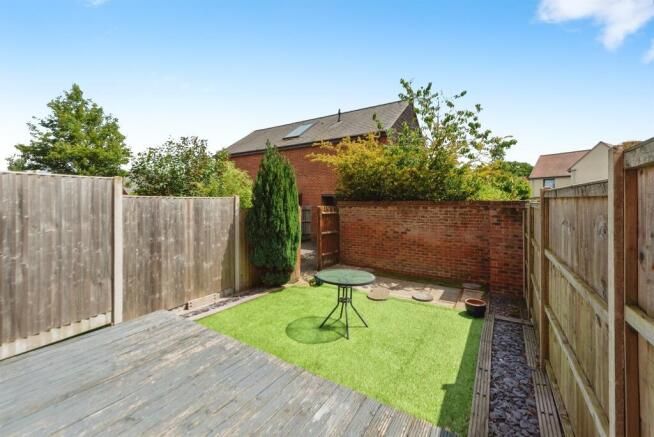 Property photo 3 of 21 Image