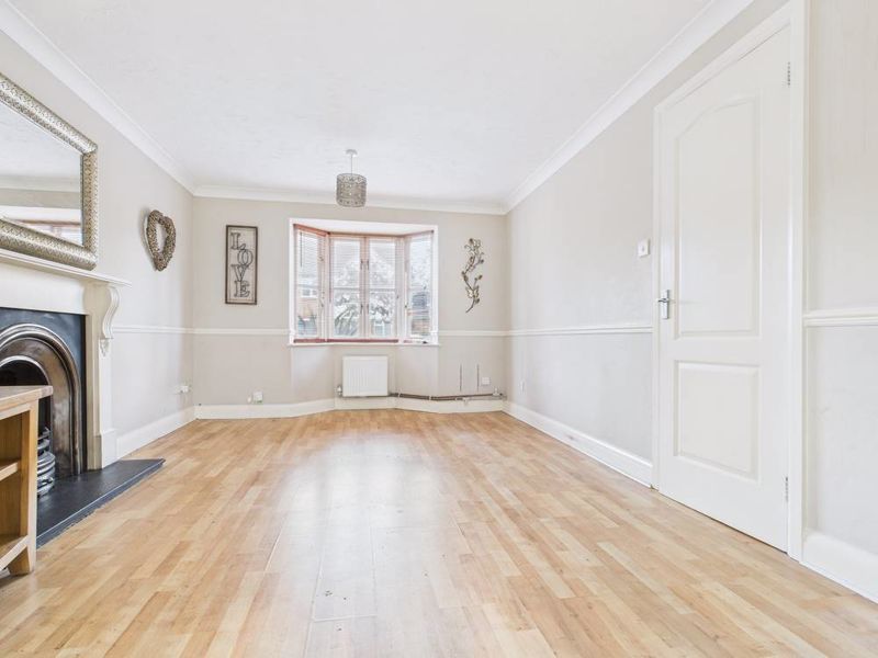 Property photo 2 of 15 Photo 4